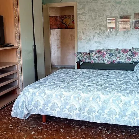Apartment A Casa Di Ugo - Colors And Space At Pigneto, Rome