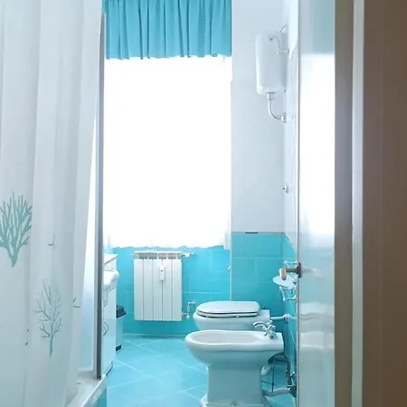 Apartment A Casa Di Ugo - Colors And Space At Pigneto, Rome