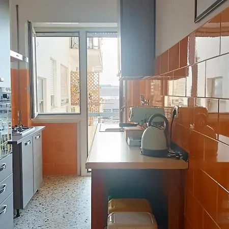 A Casa Di Ugo - Colors And Space At Pigneto, شقة *